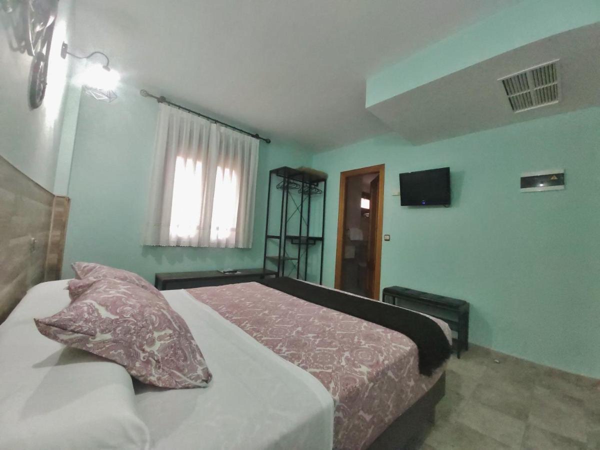 Posada Del Camino Real Torrelaguna 外观 照片