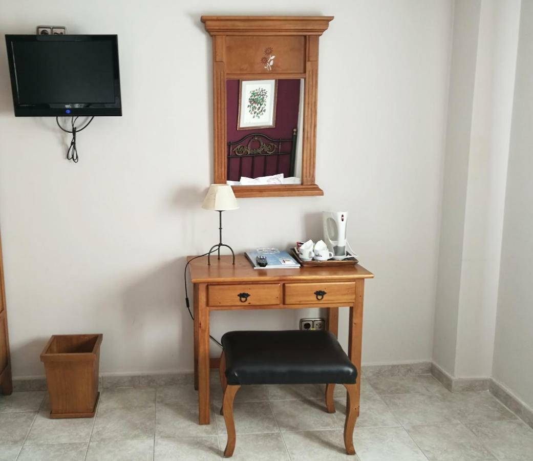 Posada Del Camino Real Torrelaguna 外观 照片