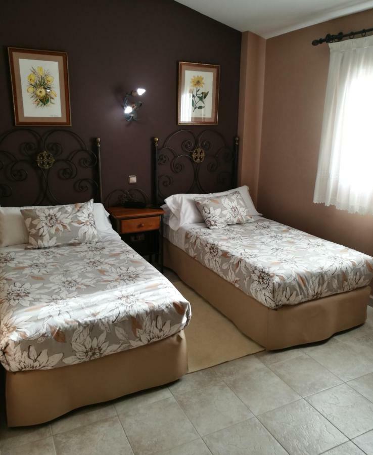 Posada Del Camino Real Torrelaguna 外观 照片