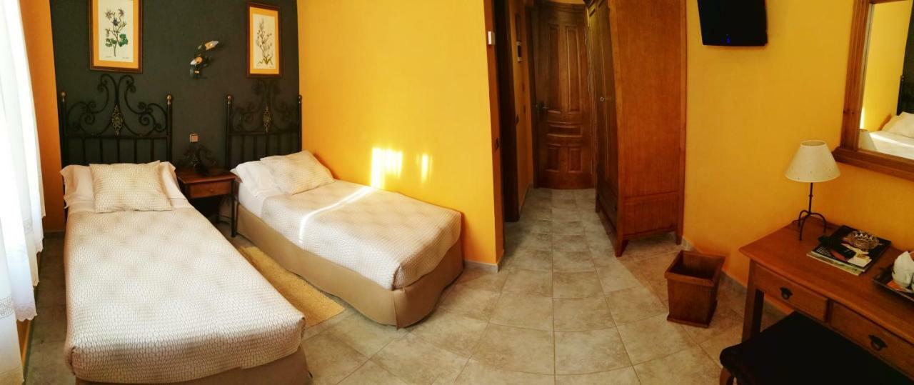 Posada Del Camino Real Torrelaguna 外观 照片