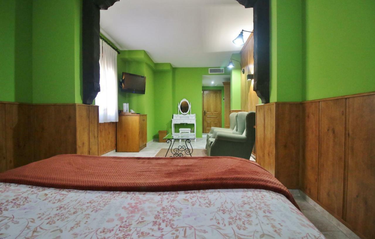 Posada Del Camino Real Torrelaguna 外观 照片